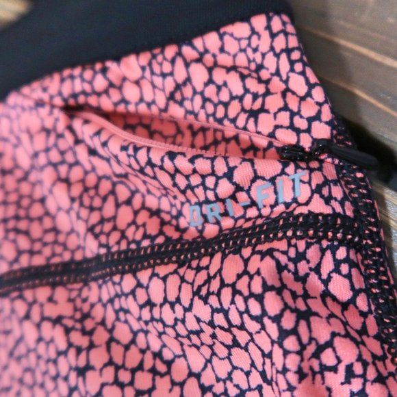 Nike Women's Dri-Fit AOP Relay Crop Running Tights - Picture 8 of 10